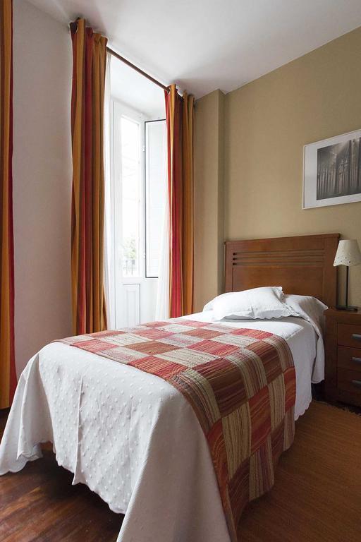 Hostal La Carballinesa Santiago de Compostela Bagian luar foto
