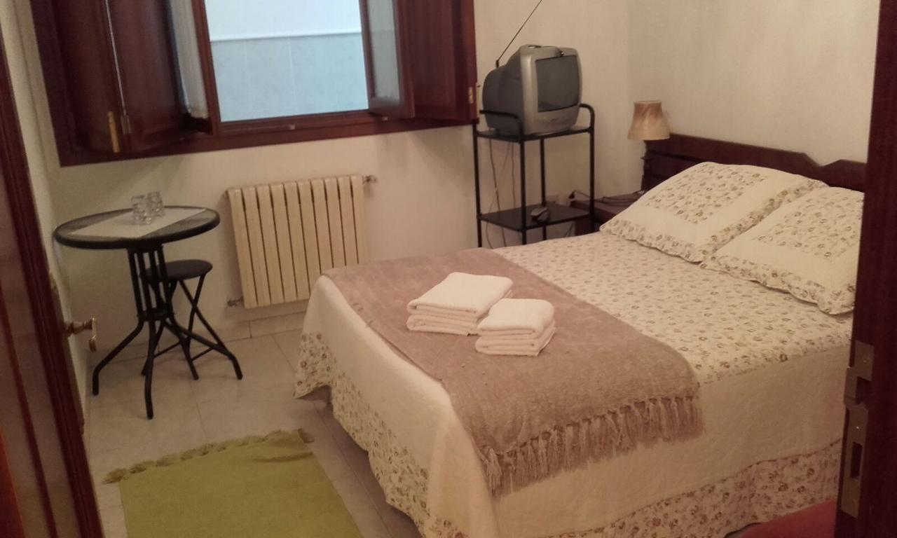 Hostal La Carballinesa Santiago de Compostela Bagian luar foto