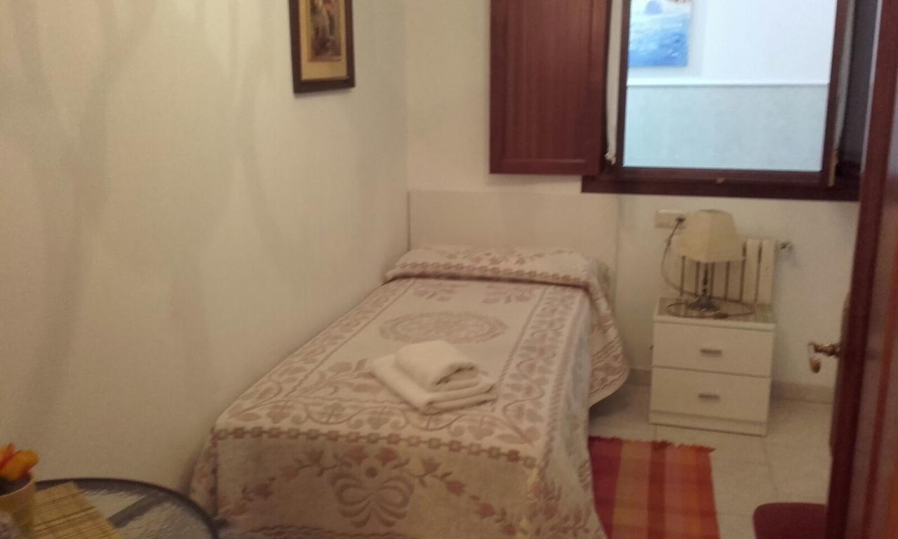 Hostal La Carballinesa Santiago de Compostela Bagian luar foto