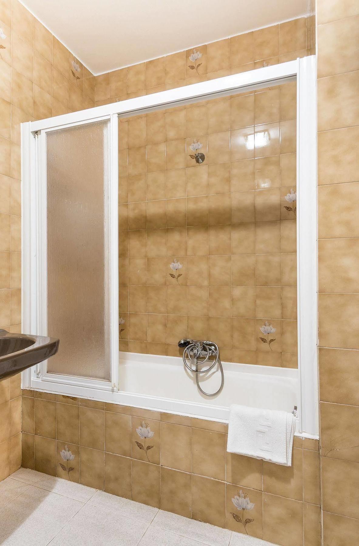 Hostal La Carballinesa Santiago de Compostela Bagian luar foto